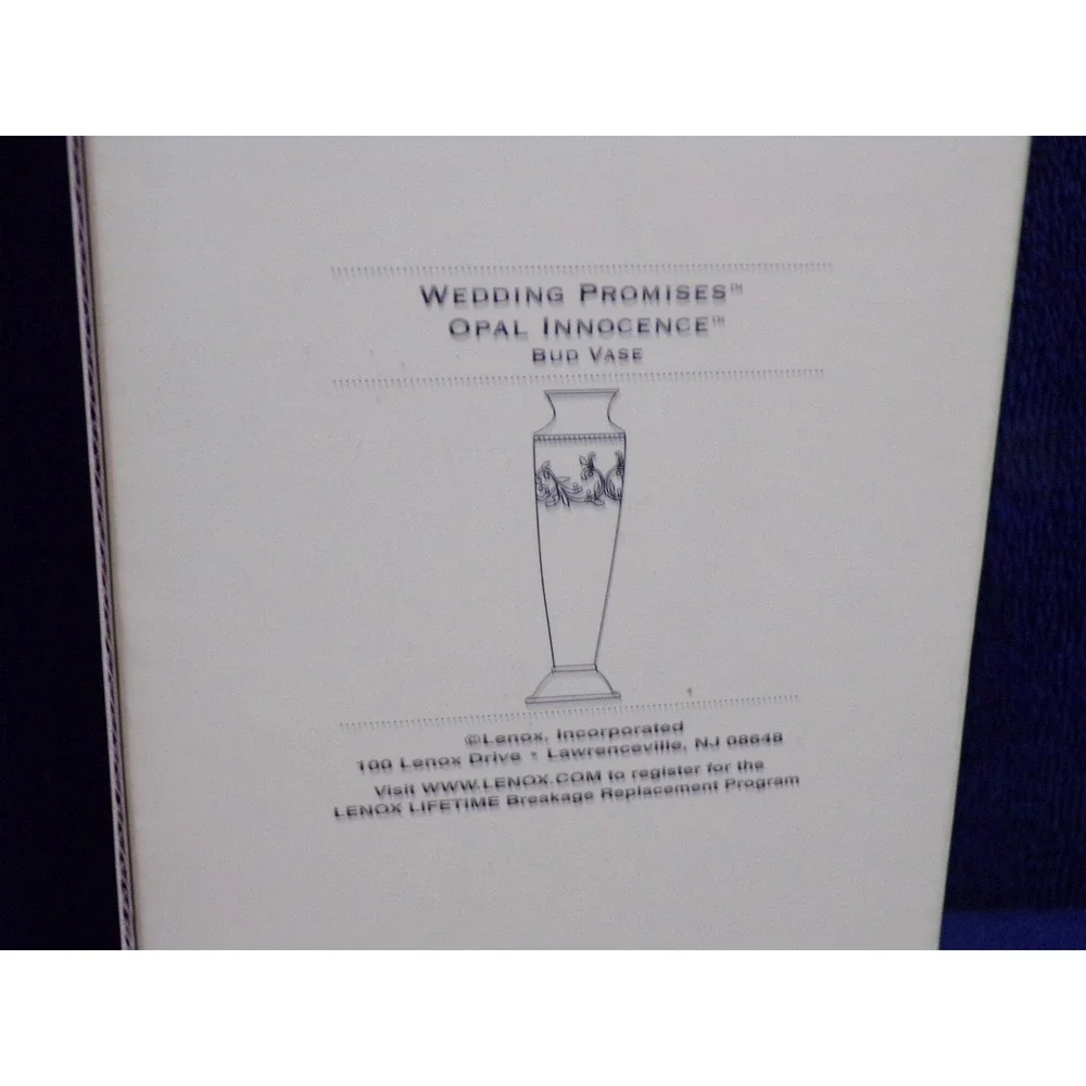Lenox Wedding Promises Opal Innocence Love Is Patient New Bud Vase Original Box